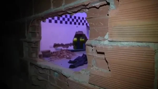 VIDEO | Ocho personas fueron sorprendidas robando un supermercado en Bogotá