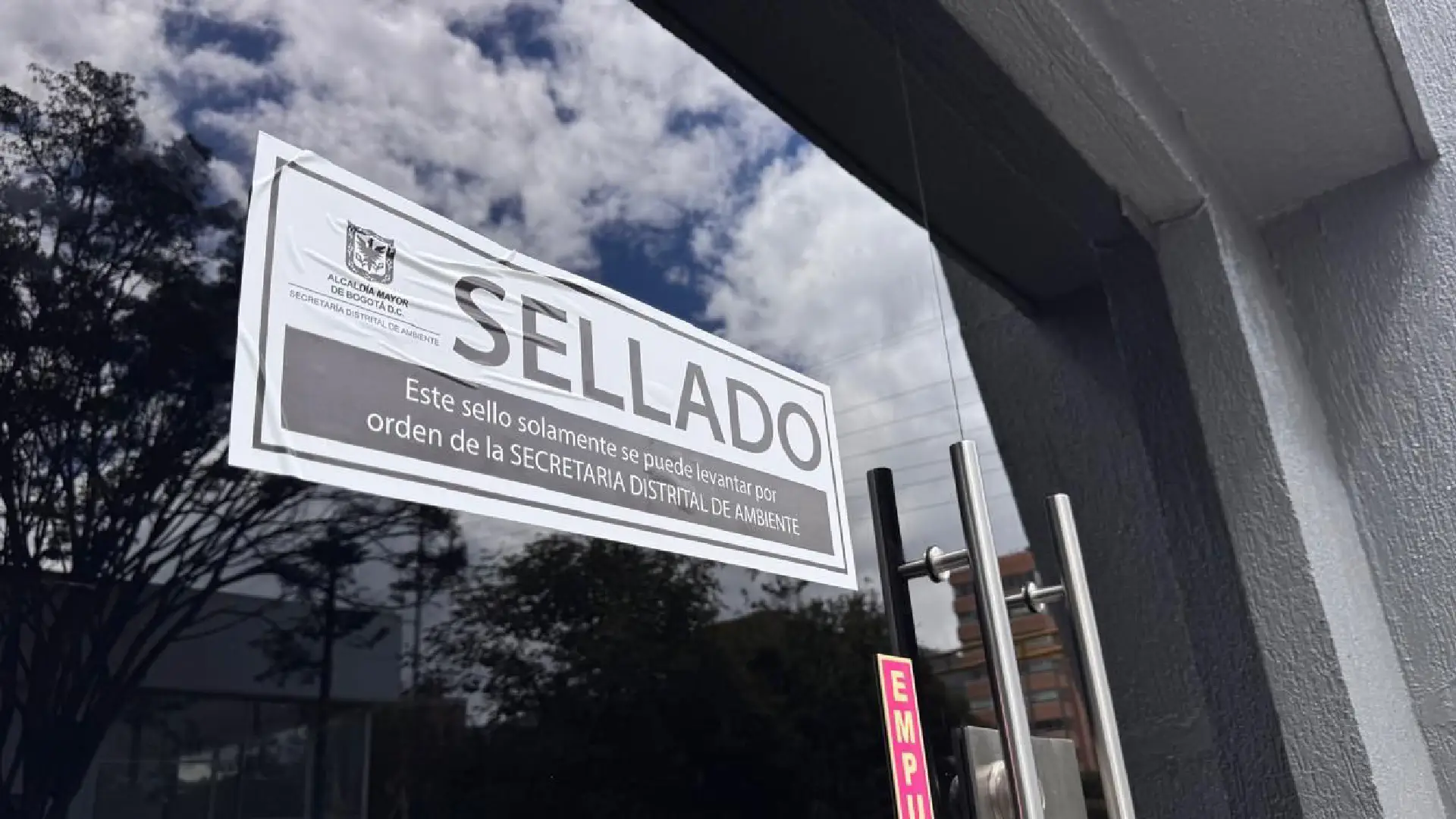 Clínica estética sellada en Suba