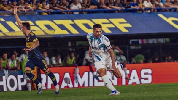 Falcao García fue abucheado en La Bombonera en su regreso con Millonarios