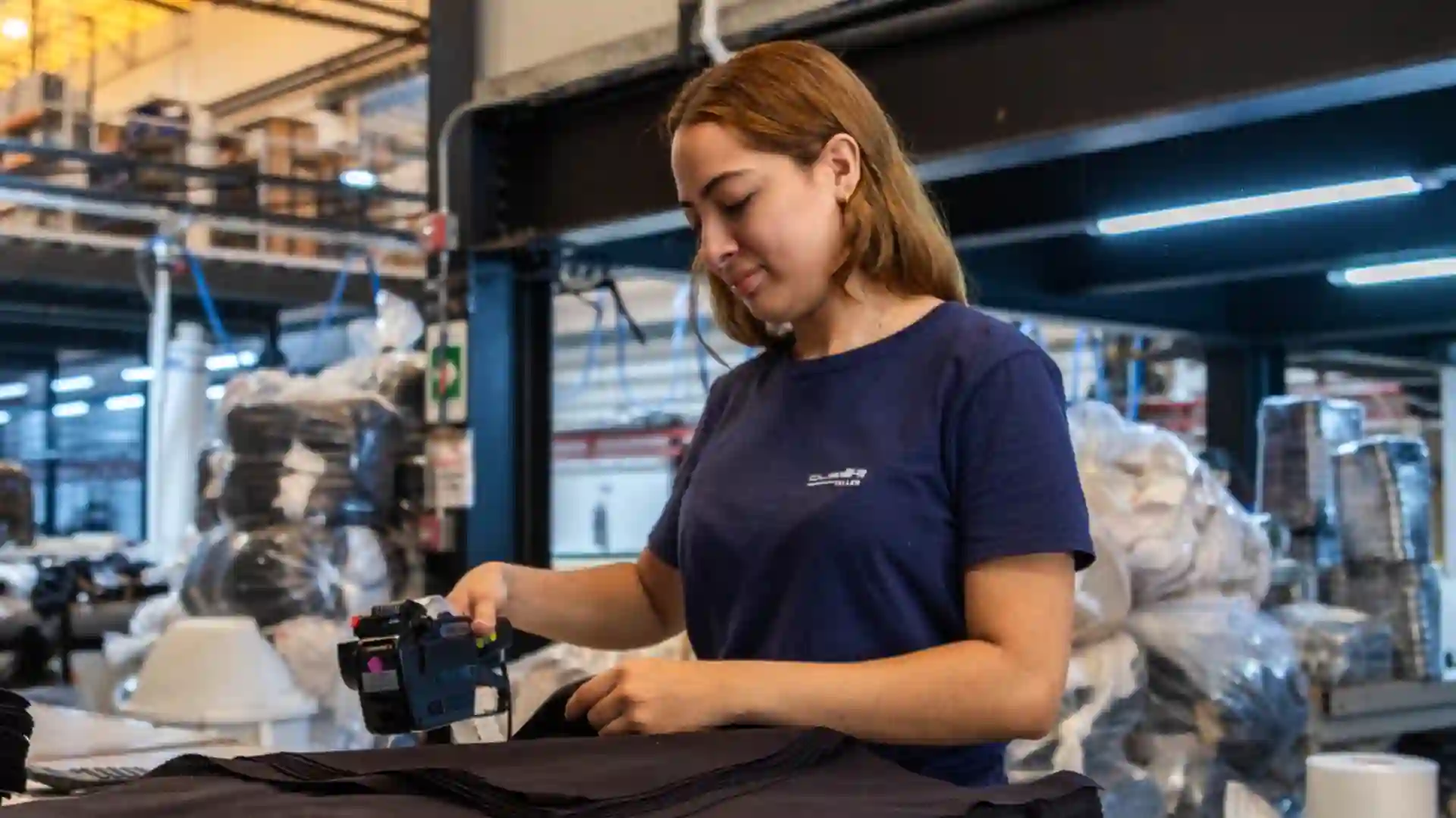 La empresa de textiles colombiana que consolida su crecimiento y compite en el exterior