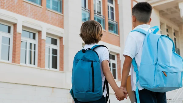 ¿Crisis en colegios privados? Más de 30 instituciones cerraron en 2025 solo en Bogotá