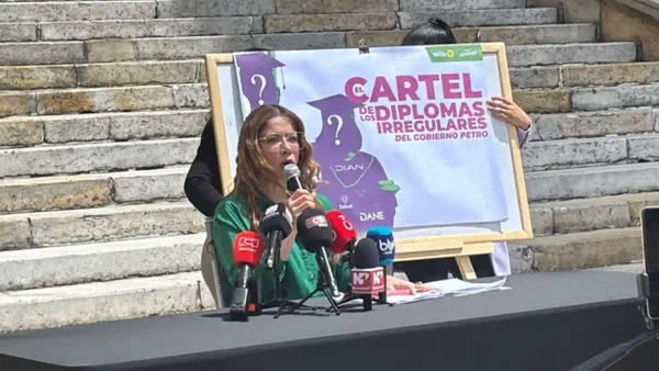 Serían 24 los funcionarios del gobierno Petro salpicados por irregularidades académicas en la Fundación San José