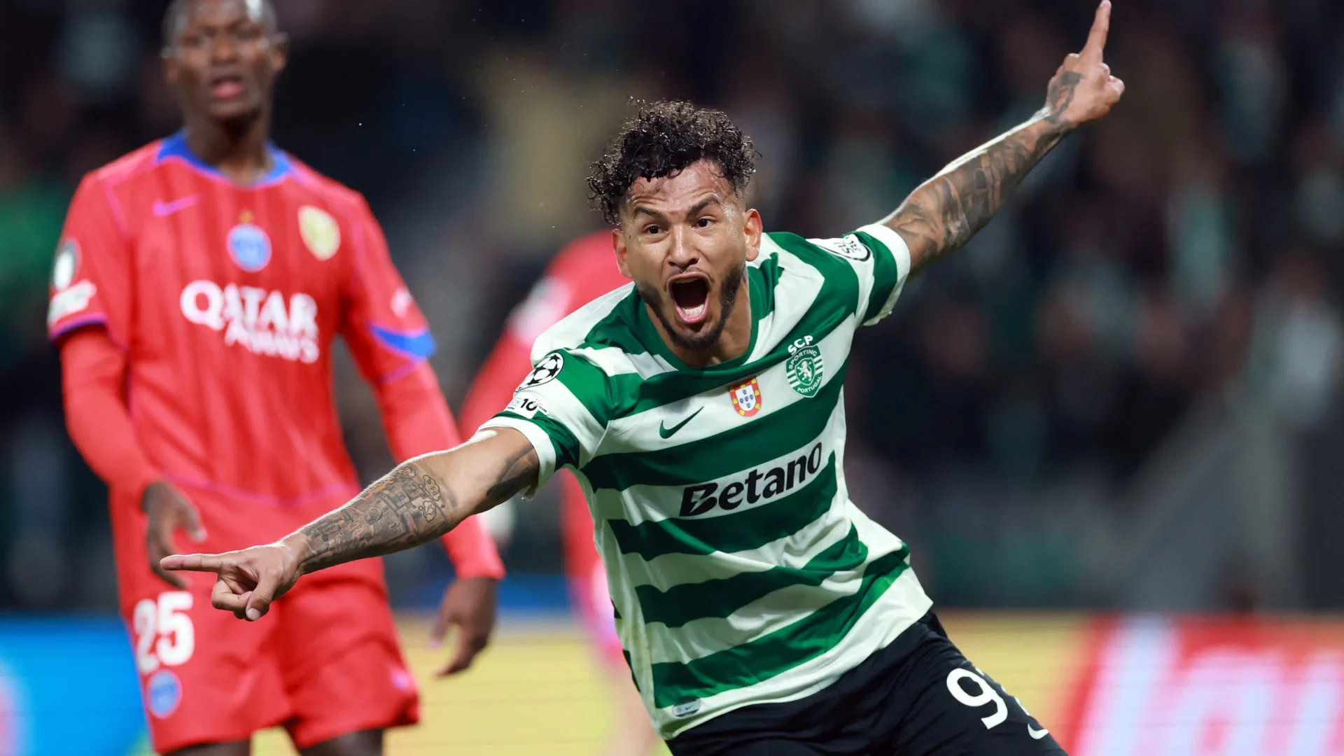 Luis Javier Suárez doblete al PSG