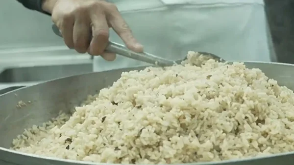 Así se cocina en altamar: esta es la preparación que acerca a casa a la tripulación del ARC Simón Bolívar Así se cocina en altamar: esta es la preparación que acerca a casa a la tripulación del ARC Simón Bolívar