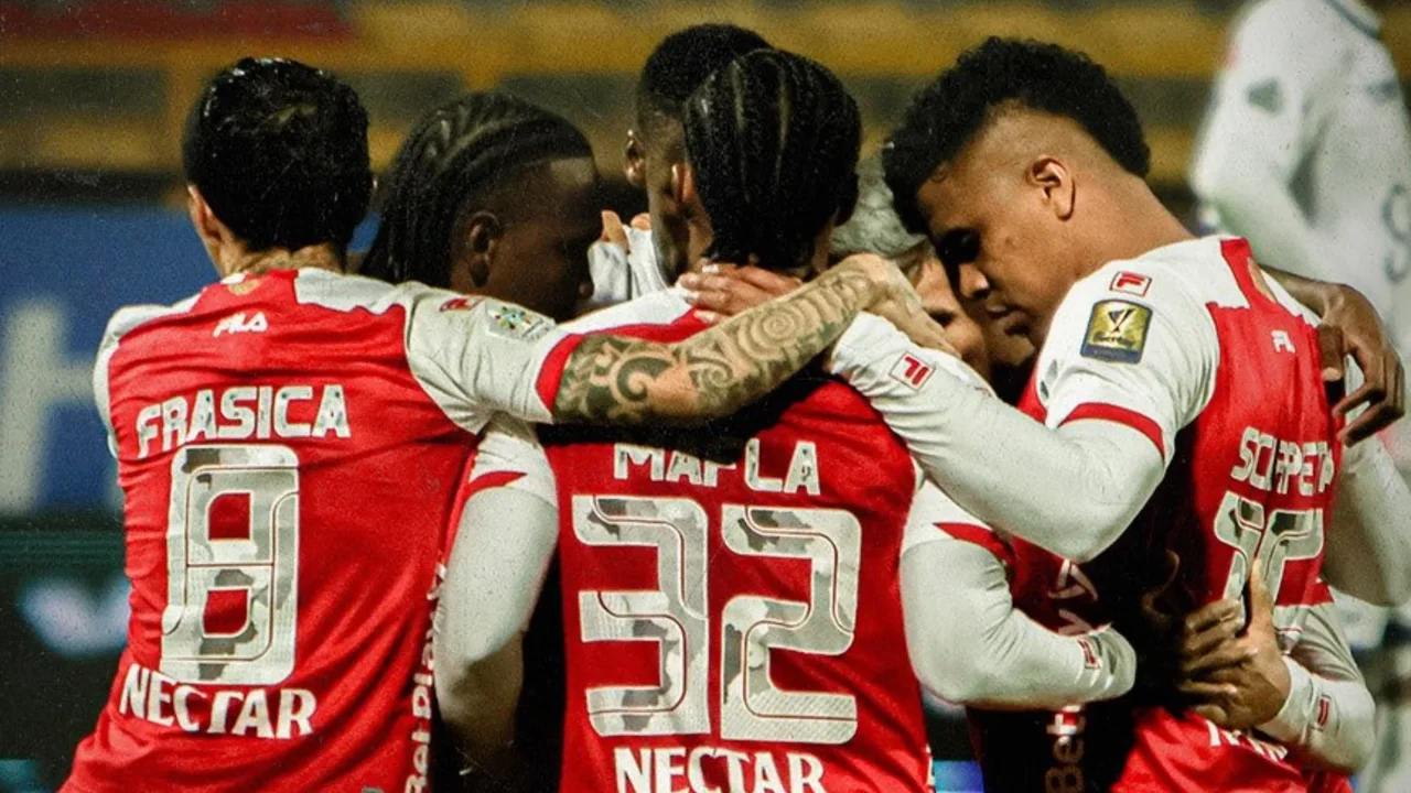 Santa Fe no dejó ni acomodar a Junior y pegó primero: golazo para soñar con la Superliga