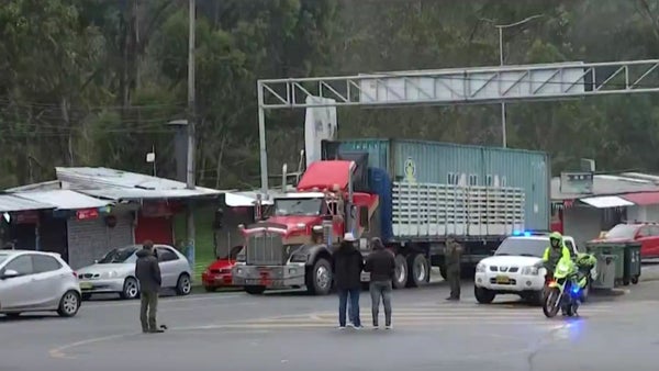 Crisis en la frontera: gremios colombianos alertan por impacto de nuevos aranceles de Ecuador