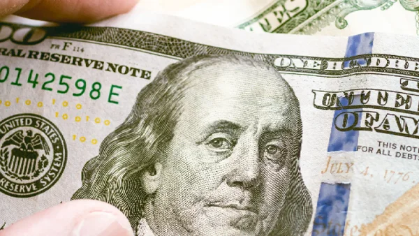 Notable caída en el precio del dólar en Colombia en el cierre de HOY 22 de enero de 2026