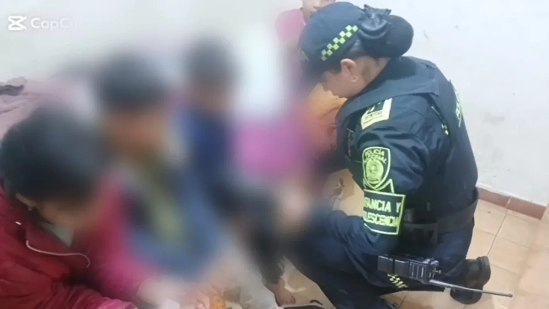 Rescate de niños abandonados en Bogotá.