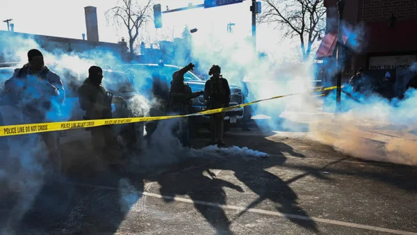 Un hombre murió tras ser baleada por agentes federales en Minneapolis, EE.UU.