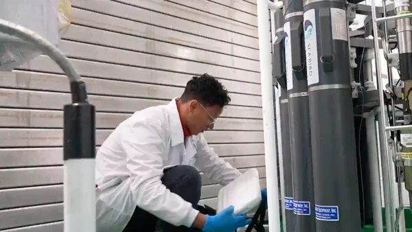 Equipo científico en el ARC Simón Bolívar estudia impacto del deshielo antártico en aguas de Colombia