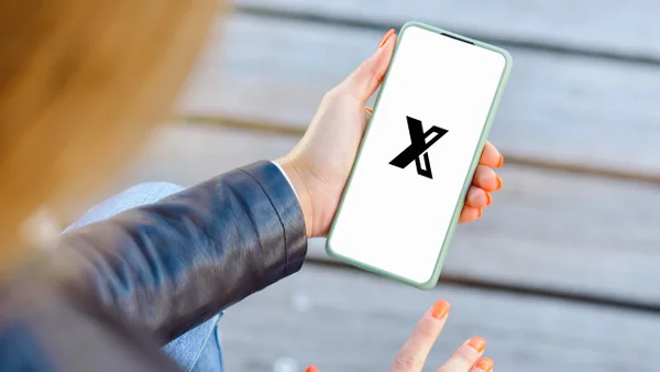 Red social X podría estar en graves problemas por la herramienta Grok: le pusieron la lupa