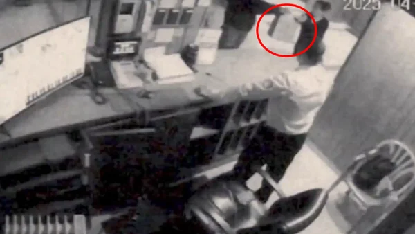 VIDEO | Cámara reveló cómo fue la entrega de las frambuesas envenenadas que acabaron con la vida de dos menores