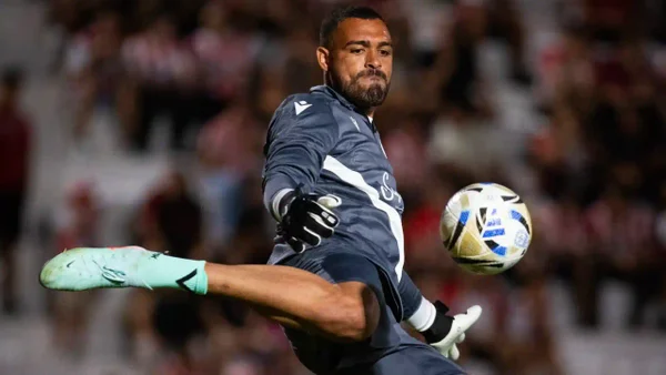 Álvaro Montero en Vélez: dos partidos como titular y ya es figura en Argentina