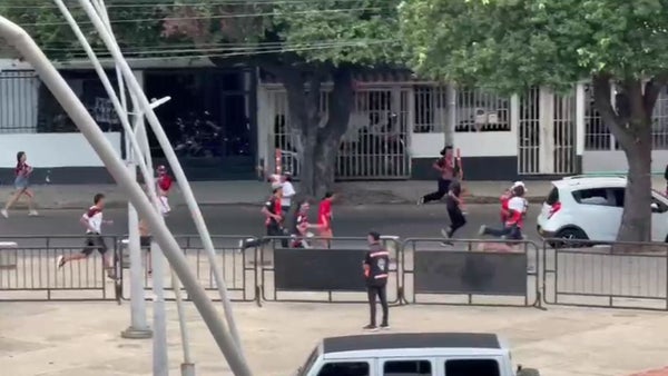 Una persona muerta y al menos cinco heridos dejó el partido entre Cúcuta Deportivo y Atlético Bucaramanga