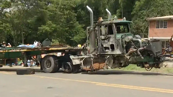 Obreros lograron rescatar a tres sobrevivientes de la tragedia por accidente en la vía Panamericana