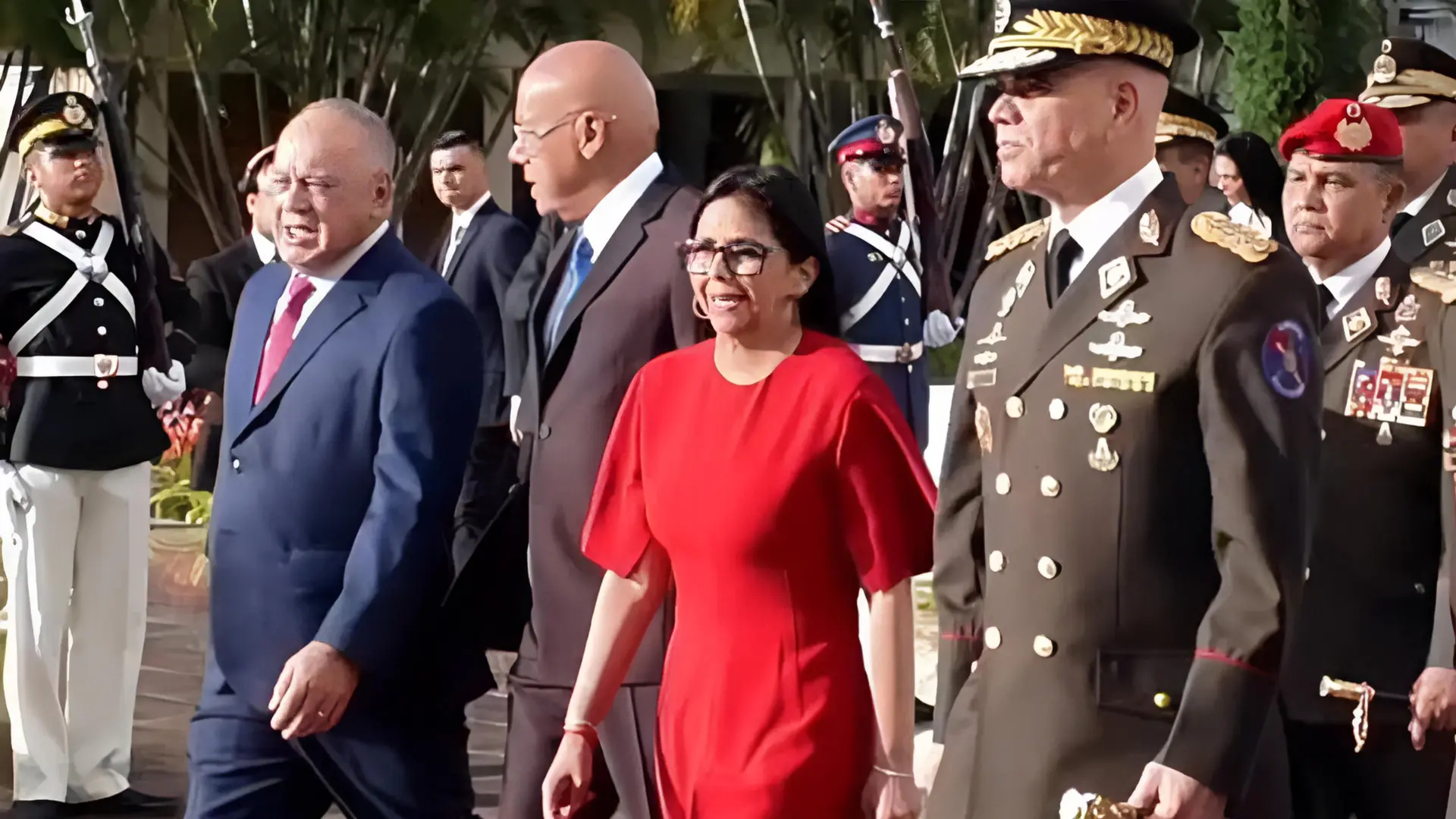Delcy Rodríguez y Diosdado Cabello (1)