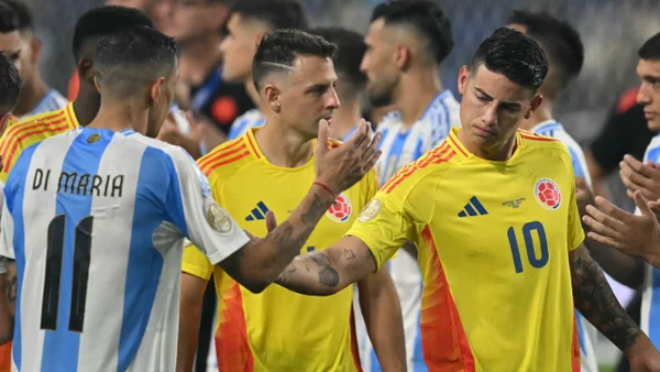 James Rodríguez vuelve a ser señalado por Ángel Di María: "Yo estaba feliz" James Rodríguez vuelve a ser señalado por Ángel Di María: "Yo estaba feliz"
