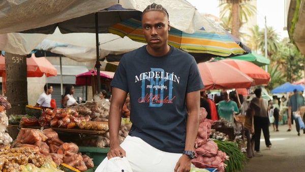 Deportivo Independiente Medellín y QUEST lanzan colección de moda urbana Deportivo Independiente Medellín y QUEST lanzan colección de moda urbana