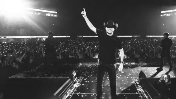 VIDEO: este es el fenómeno que apareció en el cielo y por el que dicen que Yeison Jiménez estuvo presente en El Campín VIDEO: este es el fenómeno que apareció en el cielo y por el que dicen que Yeison Jiménez estuvo presente en El Campín