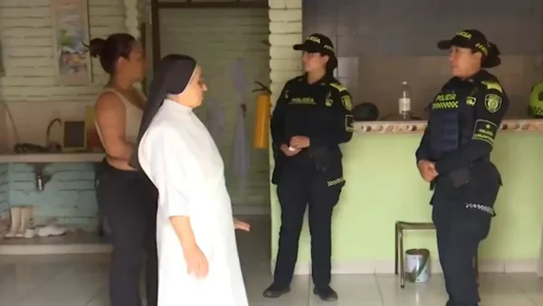 Delincuentes saquearon comedor comunitario y dejaron sin comida a 70 adultos mayores en Cali