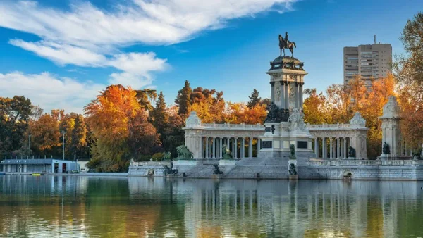 El negociazo que los colombianos están aprovechando en España: baten récord histórico El negociazo que los colombianos están aprovechando en España: baten récord histórico