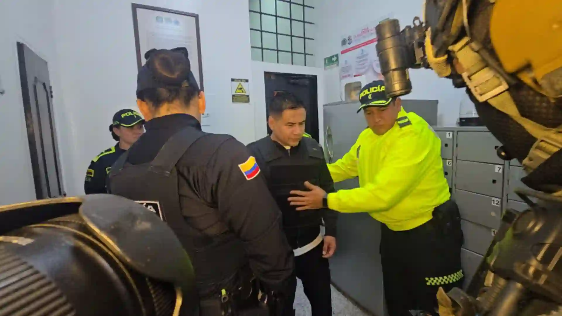 VIDEO | Primeras imágenes de la extradición de ‘Pipe Tuluá’ a Estados Unidos