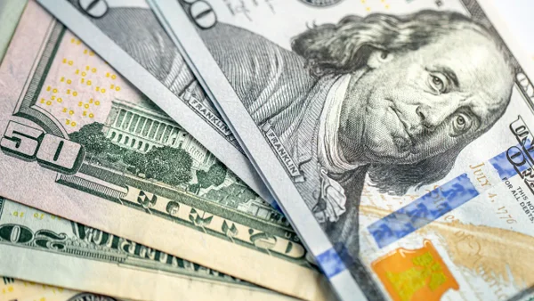 El precio del dólar tuvo movimiento INESPERADO en el cierre de hoy 5 de febrero de 2026: así se cotizó