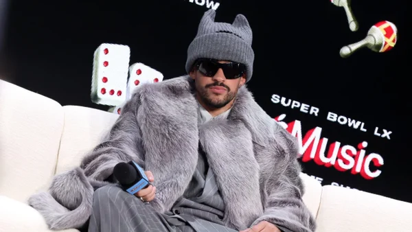 Bad Bunny prometió una gran fiesta en el Super Bowl: “No tienen que saber español”