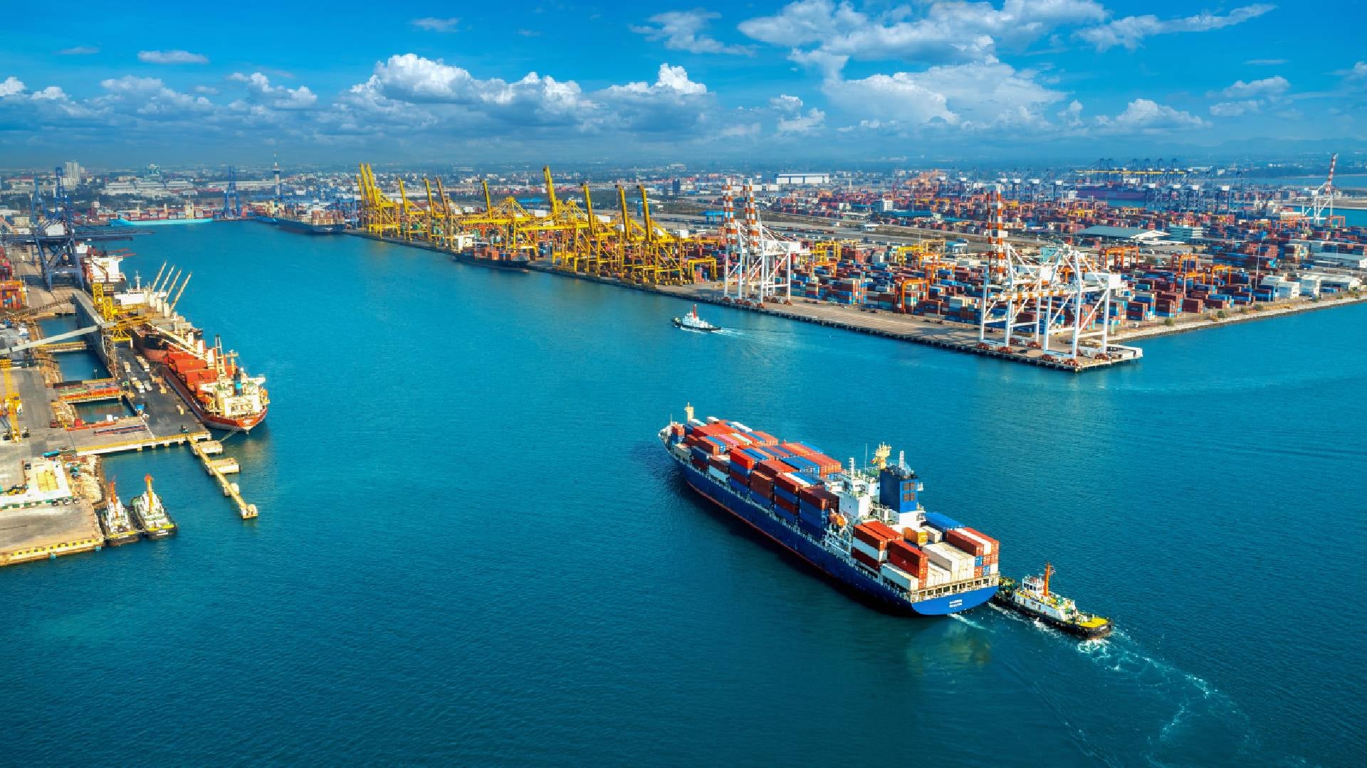 Exportaciones - Freepik