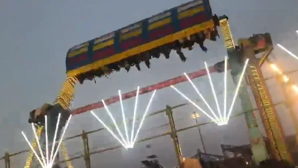 Tragedia en parque de diversiones en la India: atracción mecánica se desplomó