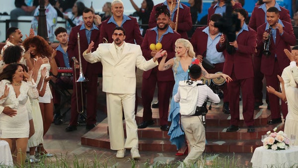Reviva los momentos más icónicos del show de medio tiempo de Bad Bunny en el Super Bowl