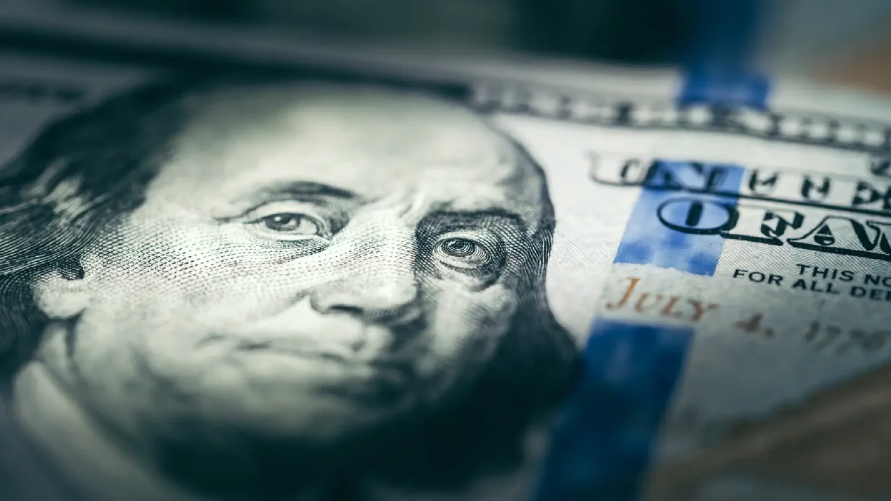 Dollar Today in Colombia Fell at Closing and Reached Its Lowest Level in Days