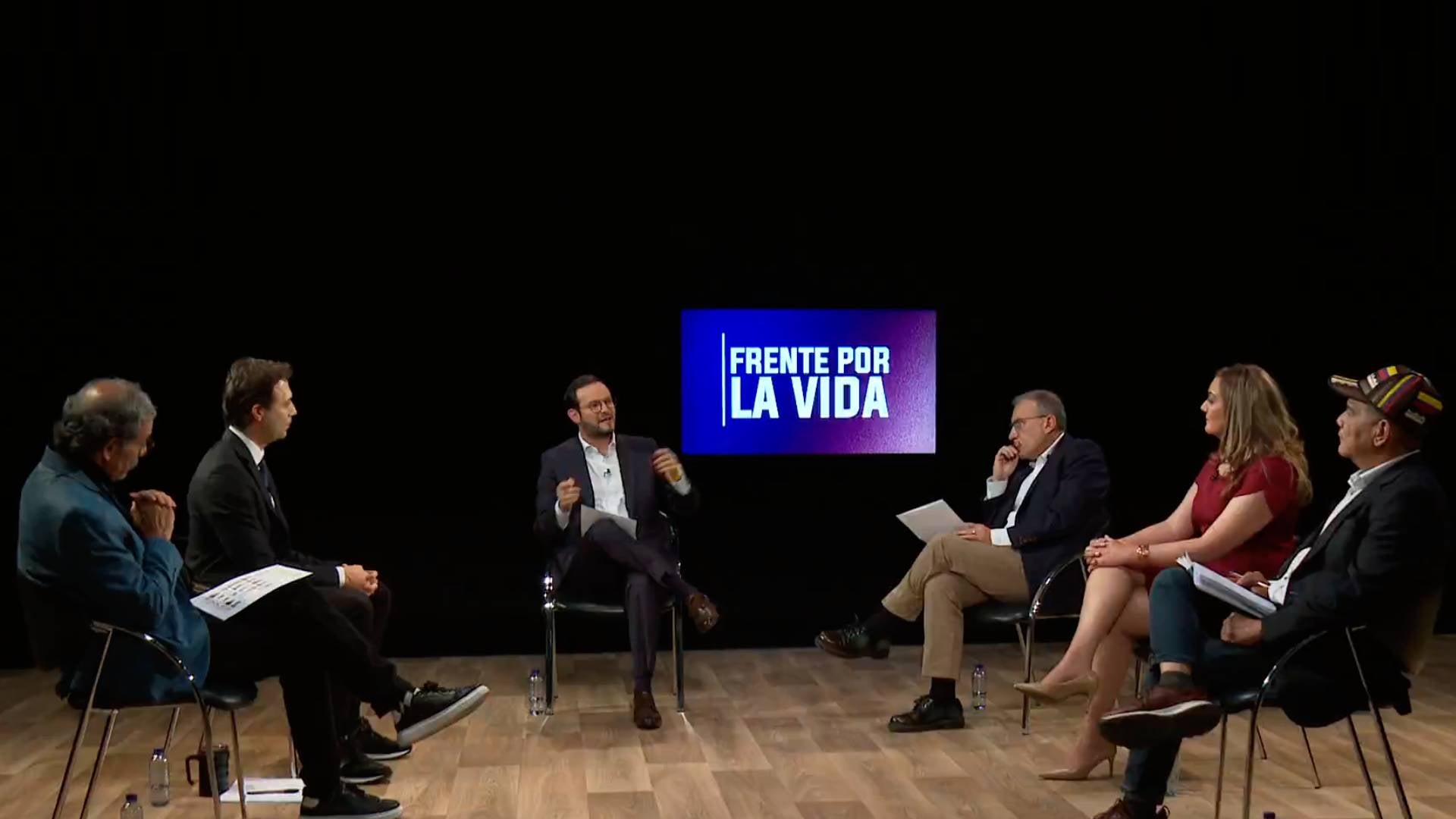 Los candidatos de la consulta Frente por la Vida hablan de asamblea constituyente, seguridad y la izquierda