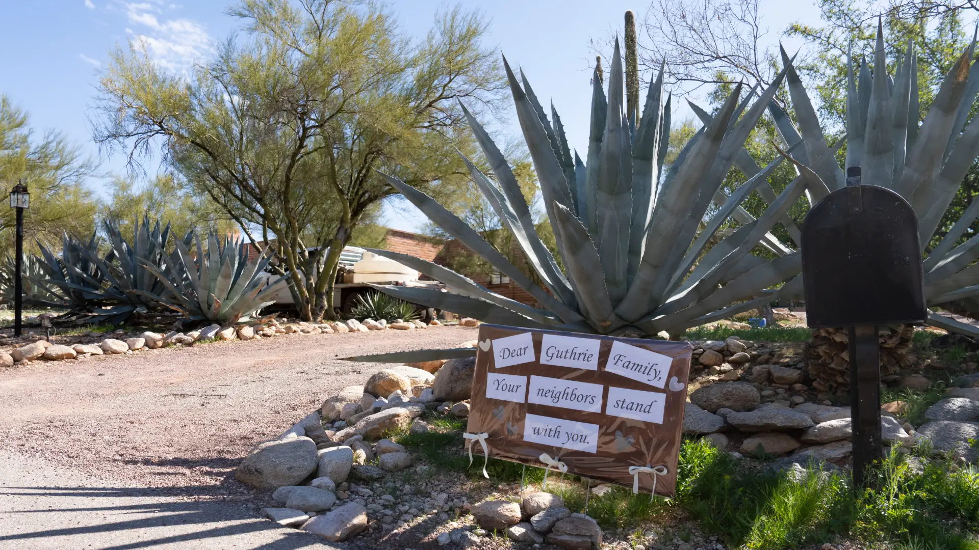 Hallan rastros de ADN en un guante donde desapareció la madre de la periodista Savannah Guthrie