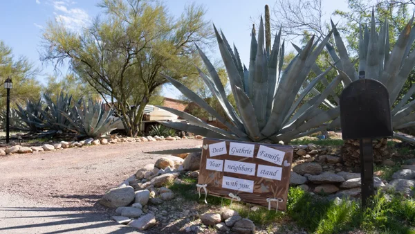 Hallan rastros de ADN en un guante donde desapareció la madre de la periodista Savannah Guthrie