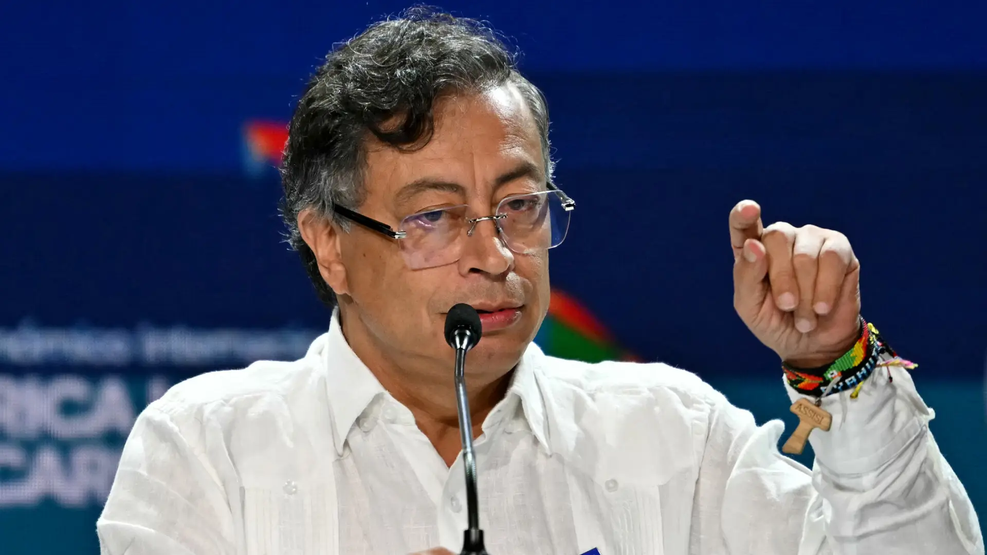 Presidente Petro convocó movilizaciones en el país por la suspensión del aumento del salario mínimo