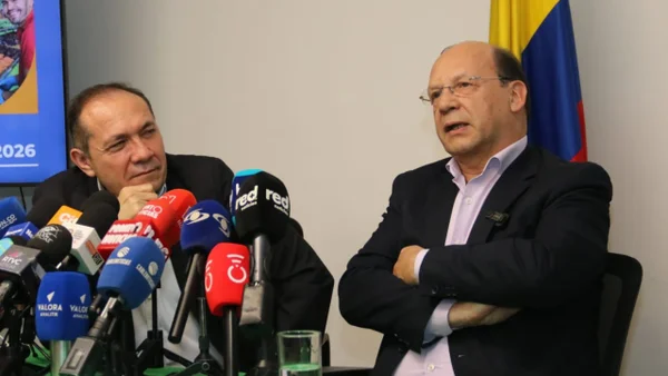 Minhacienda prepara paquete de medidas para pymes por aumento del salario mínimo