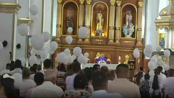 Madre de Kevin rechazó declaraciones del presidente Petro y MinSalud por muerte de su hijo hemofílico Madre de Kevin rechazó declaraciones del presidente Petro y MinSalud por muerte de su hijo hemofílico