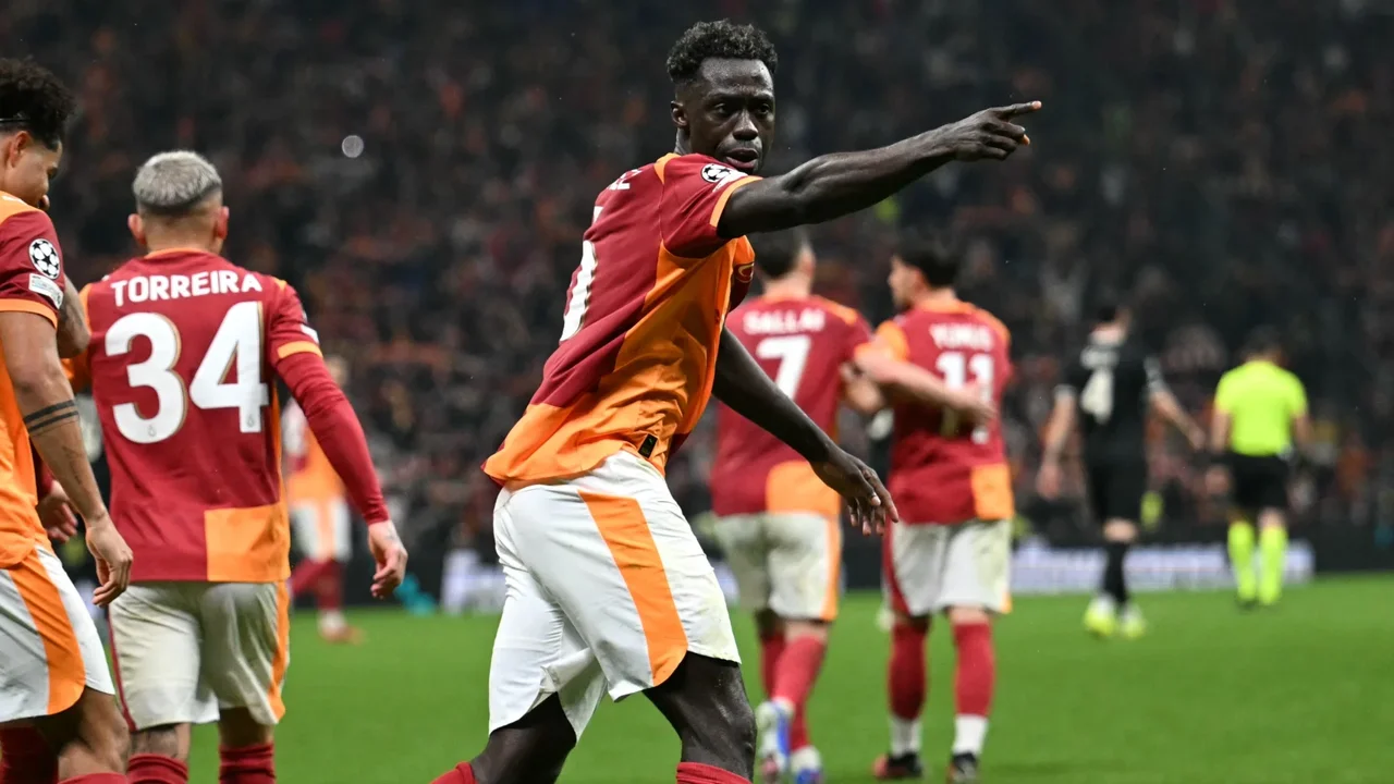 Davinson Sánchez's Chest Goal Against Juventus in the Champions League