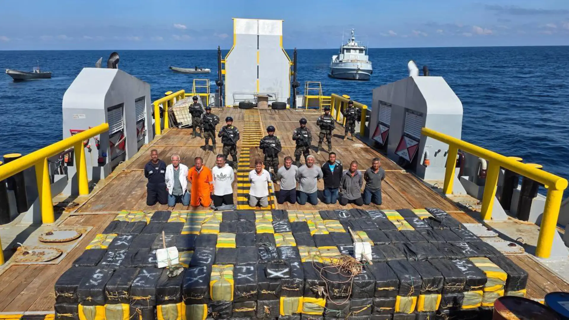 Incautación droga buque