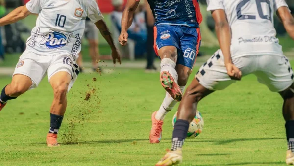 ¡Quinto técnico despedido en siete jornadas del FPC!