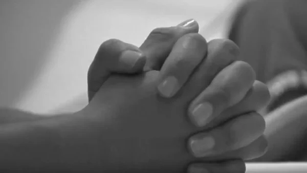 Madre de Kevin Acosta aclaró las verdaderas razones por las que no operaron a su hijo con hemofilia