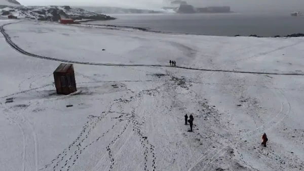 Después de 85 días de transmisión desde el punto más extremo del planeta, la expedición inicia su salida