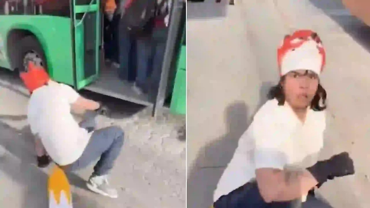 VIDEO | Conductor le cierra la puerta del bus a joven “therian” y ...