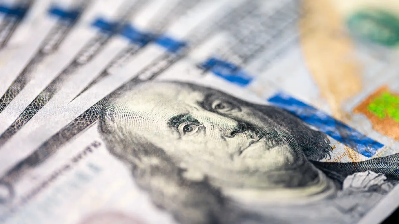 Dollar Changed Trend in Colombia at Today's Close, April 9, 2026