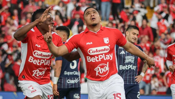Santa Fe vuelve a sorprender a Junior y regresó a la victoria en Liga: se acerca a los '8' Santa Fe vuelve a sorprender a Junior y regresó a la victoria en Liga: se acerca a los '8'