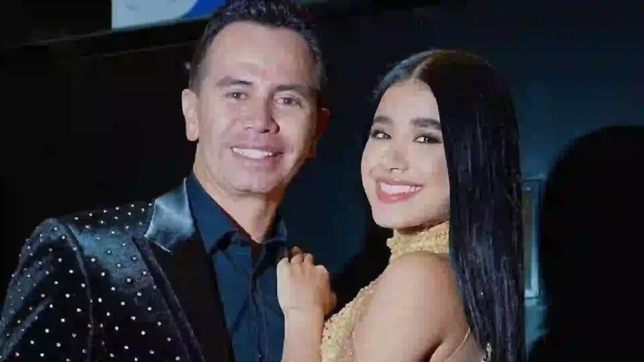 Jhonny Rivera's Ex Appeared at the Wedding with Jenny López and Her Reaction Surprised Everyone