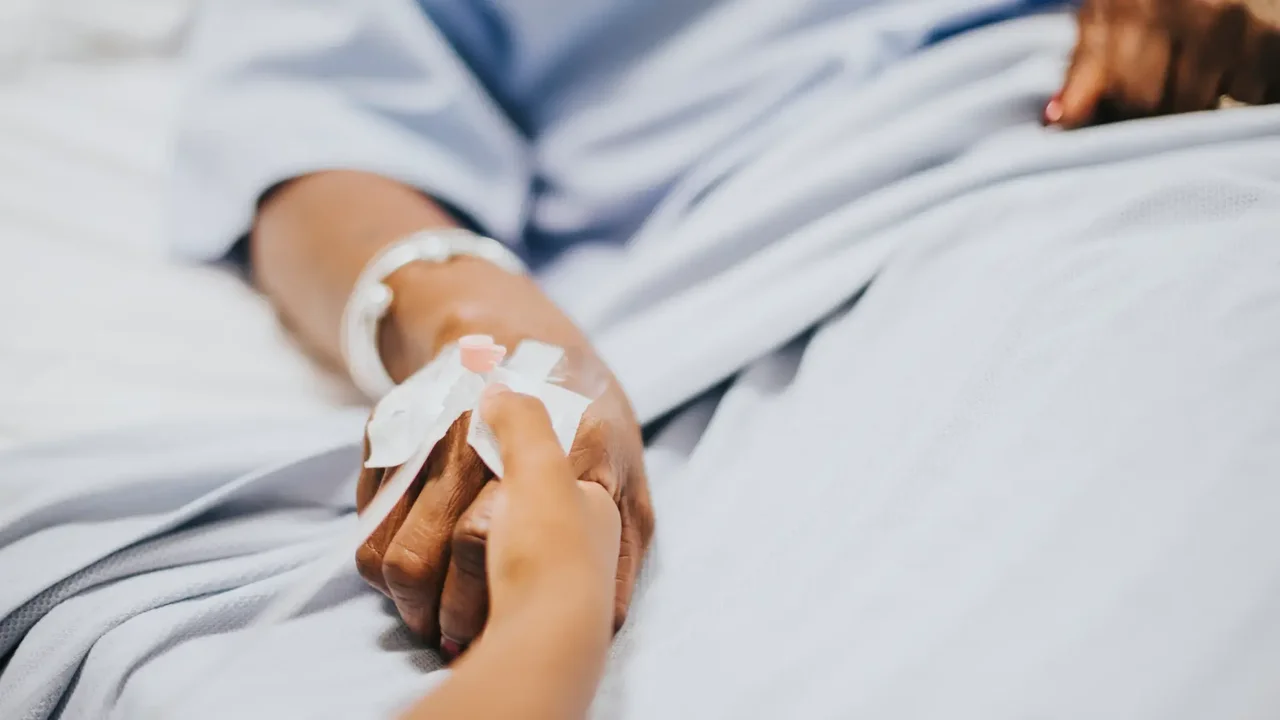 Is Colombia's Health System Falling Apart? Clinics and Hospitals Announce Closures