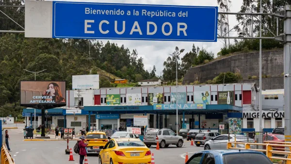 Ecuador incrementa del 30% al 50% los aranceles a las importaciones de Colombia Ecuador incrementa del 30% al 50% los aranceles a las importaciones de Colombia