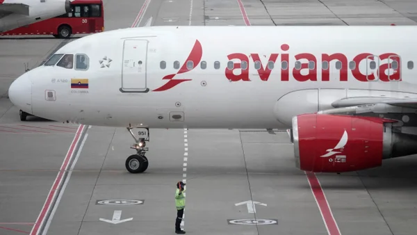 Avianca sanciona a influencer por “comportamiento disruptivo” en vuelo internacional Avianca sanciona a influencer por “comportamiento disruptivo” en vuelo internacional